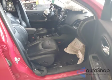 2019 Jeep Cherokee Trailhawk Elite 4X4 from USA, damaged, VIN 1C4PJMBX4KD106072